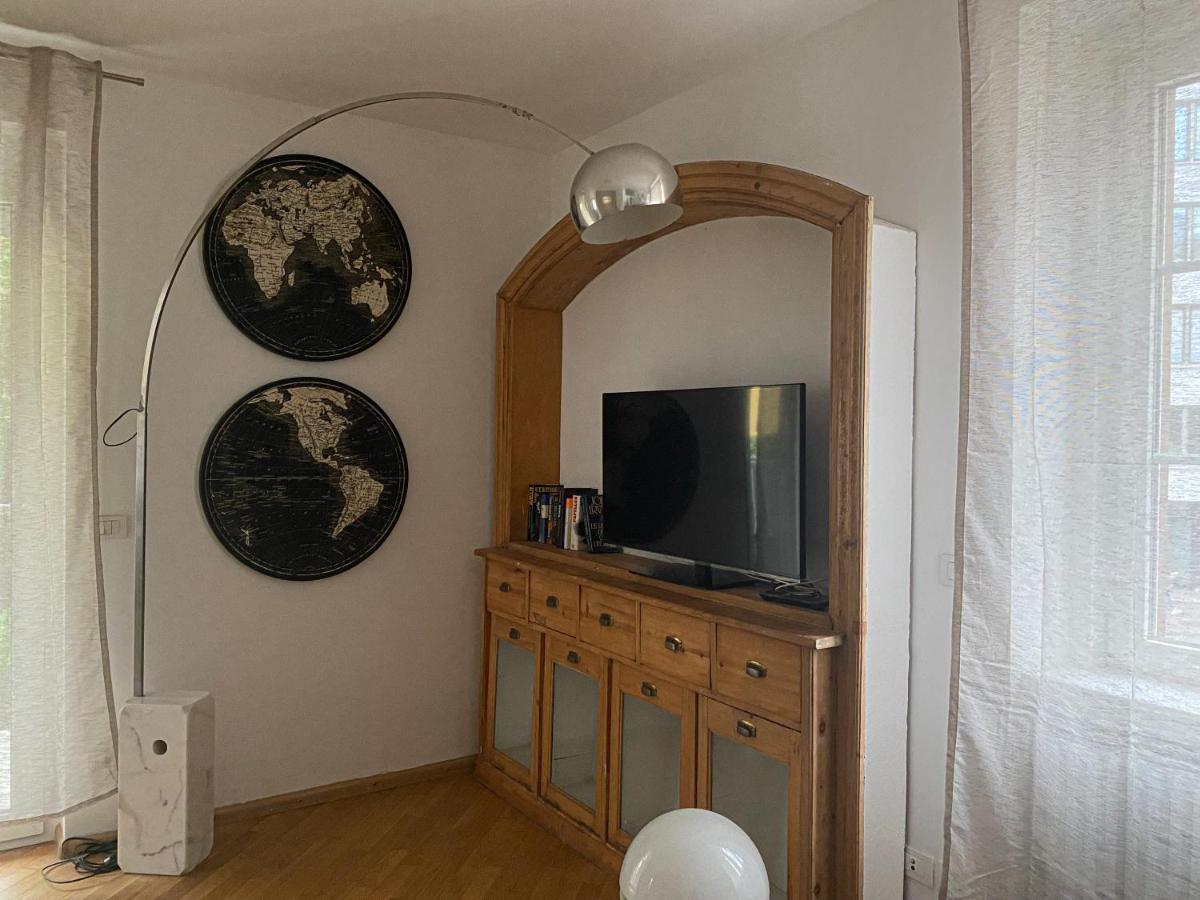 Living Vittoria: Vicino Al Centro Di Bolzano Apartment Ngoại thất bức ảnh