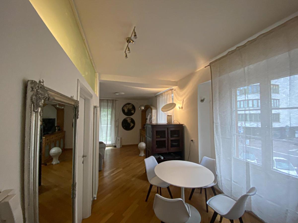 Living Vittoria: Vicino Al Centro Di Bolzano Apartment Ngoại thất bức ảnh